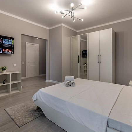 Уютная 1 Комнатная Freedom Appartement Astana Buitenkant foto