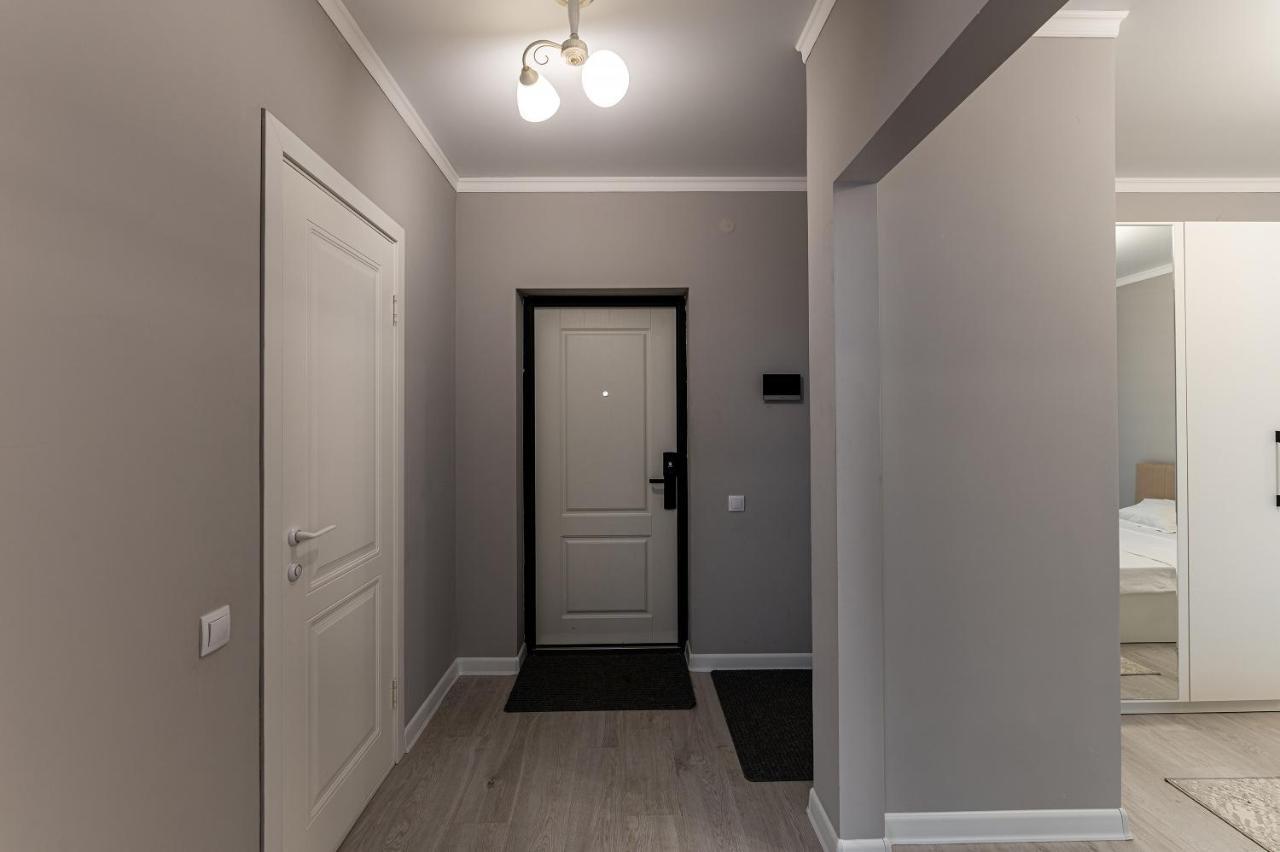 Уютная 1 Комнатная Freedom Appartement Astana Buitenkant foto