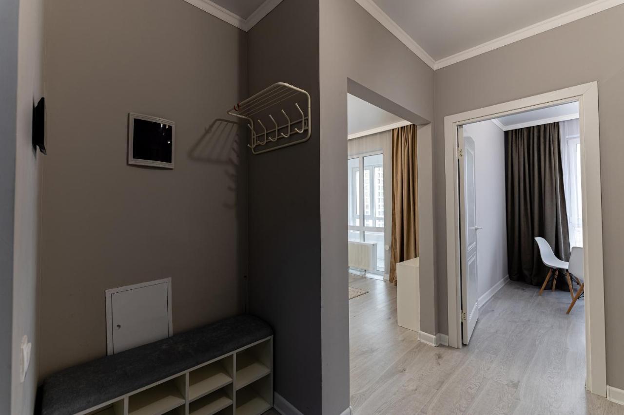 Уютная 1 Комнатная Freedom Appartement Astana Buitenkant foto